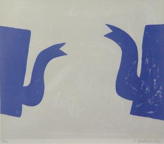 Twee blauwe koffiekannen